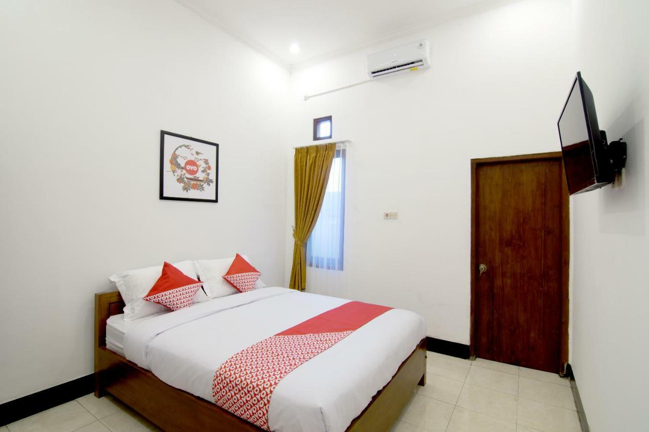 Oyo 931 Dara Dewi Homestay Yogyakarta Exterior photo